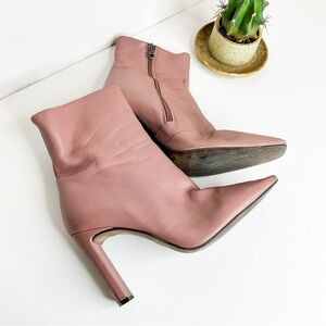 L'INTERVALLE Elegant Nude Pink Leather Ankle Boots